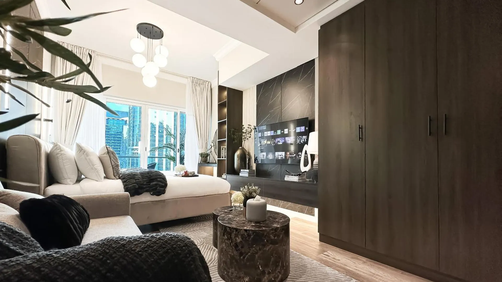 ドバイTrophy- Radiant Retreat In Jlt With Skyline Viewアパートメント ドバイ