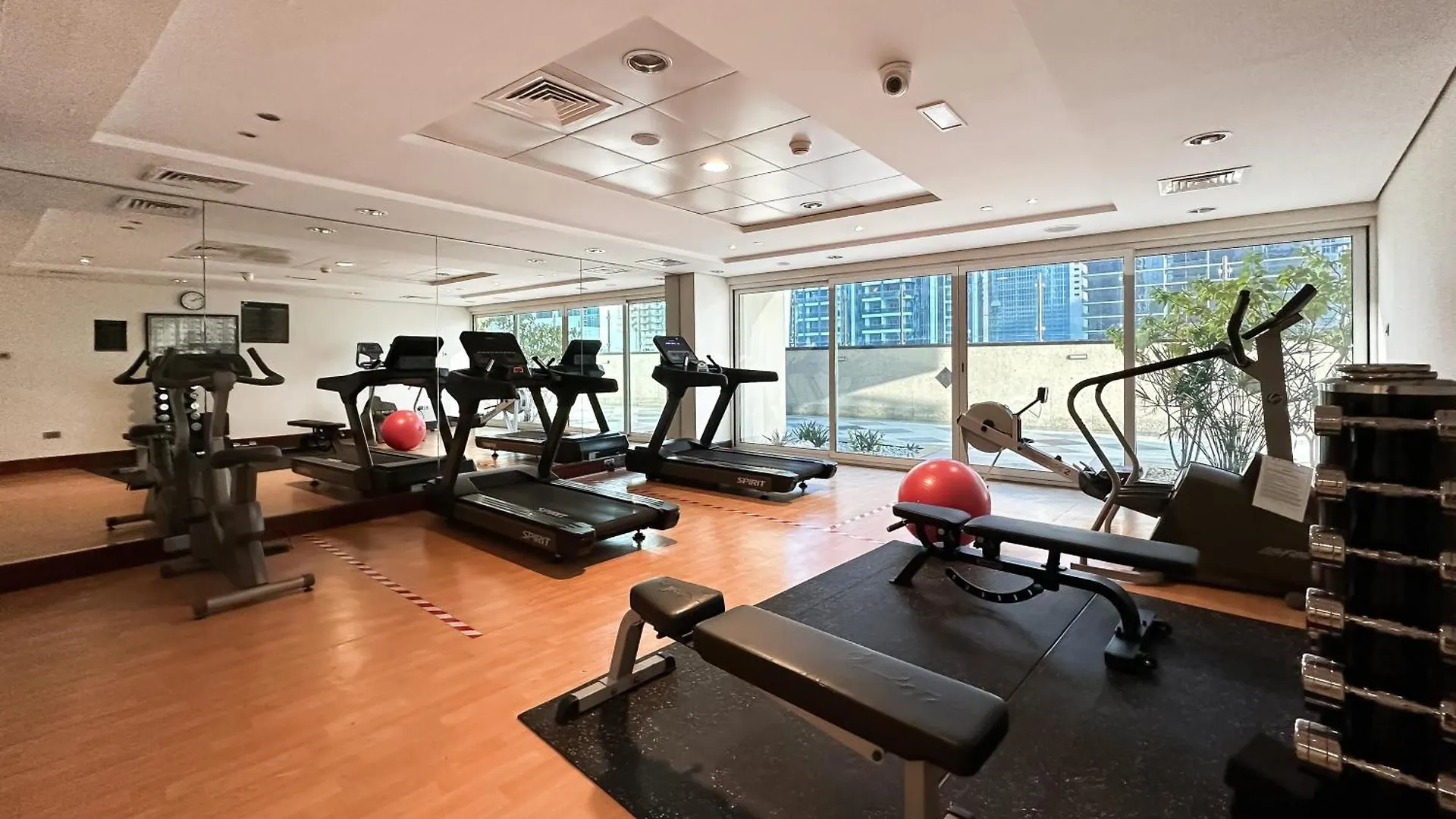 Trophy- Radiant Retreat In Jlt With Skyline View Apartment Dubai 0*,
